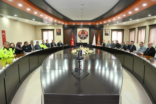 Erzurum&rsquo;da trafik g&uuml;venliği zirvesi
