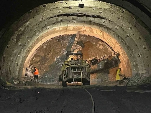 Erzurum&rsquo;da t&uuml;nel &ccedil;alışmaları devam ediyor
