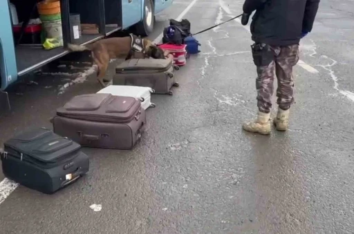 Erzurum polisinden uyuşturucu tacirlerine net mesaj
