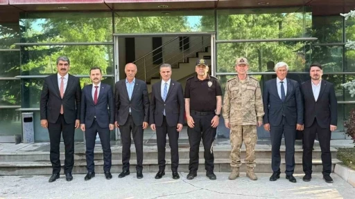 Erzurum protokol&uuml;nden Aşkale &Ccedil;imento&rsquo;ya ziyaret
