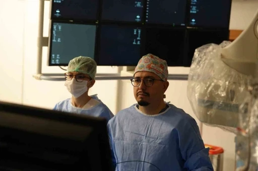 Erzurum Şehir Hastanesi &ccedil;ocuk kalbine "ritim" verdi
