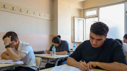 Esenler&rsquo;de Mihmandar Akademi başarıya doymuyor
