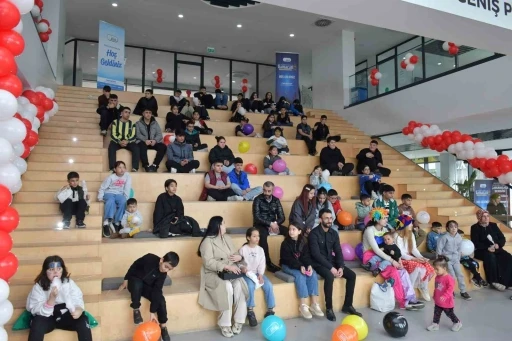 Esenyurt Belediyesi, bayramın coşkusunu ve mutluluğunu yetim çocuklarla paylaştı
