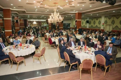 Esenyurt Belediyesi’nden öğretmenler Günü’ne özel yemek programı
