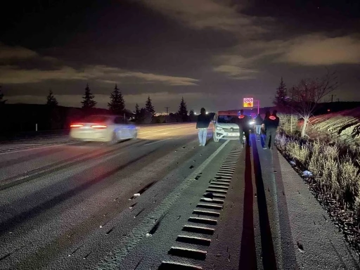 Eşi ara&ccedil; &ccedil;arpması sonucu &ouml;ld&uuml;, olay yerinden ayrılan kocası polise &rsquo;ot topluyorduk&rsquo; dedi
