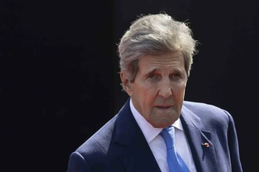 Eski ABD Dışişleri Bakanı Kerry: "Trump dışında hi&ccedil;bir başkan Netanyahu&rsquo;nun İran&rsquo;a saldırı planını kabul etmedi"
