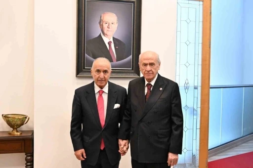 Eski CHP Genel Başkanı Çetin’den MHP lideri Bahçeli’ye ziyaret
