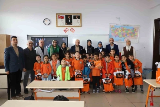 Eski TFF Başkanı Büyükekşi’den depremzedelere destek
