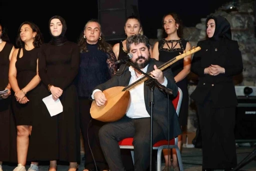 Eskihisar Kalesi&rsquo;nde k&uuml;lt&uuml;r sanat akşamları coşkusu
