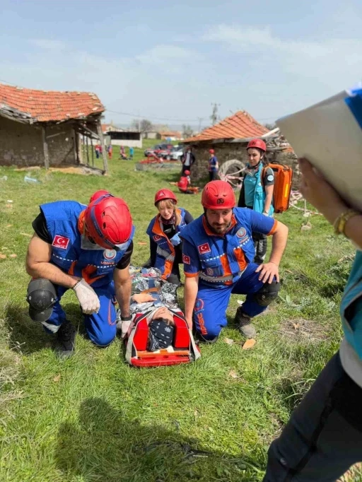 Eskişehir&rsquo;de 45 personelin katılımıyla UMKE tatbikatı ger&ccedil;ekleştirildi
