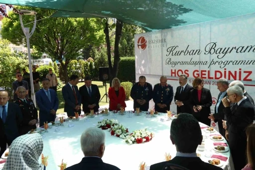 Eskişehir’de bayramlaşma töreni
