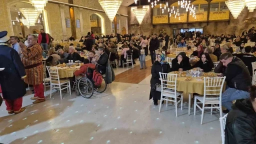 Eskişehir&rsquo;de gaziler ve yaşlılar iftar programında bir araya geldi
