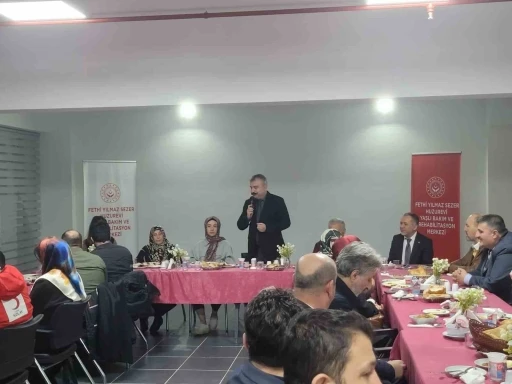 Eskişehir&rsquo;de huzurevi sakinleri iftar sofrasında buluştu
