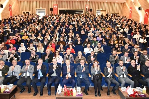 Eskişehir&rsquo;de &rsquo;Rehber &Ouml;ğretmenler Zirvesi&rsquo; ger&ccedil;ekleştirildi
