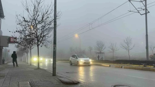 Eskişehir&rsquo;de sis etkili oldu
