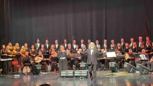 Eskişehir&rsquo;de T&uuml;rk Sanat M&uuml;ziği konseri coşkusu
