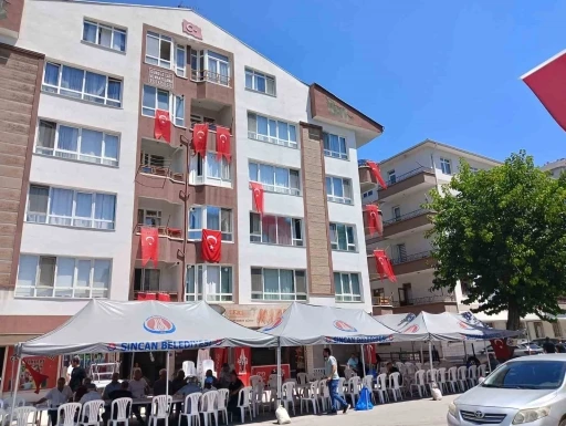 Eskişehir’deki yangında şehit olan Alperen Özcan’ın babası: &quot;Hayali hep insanlara yardımcı olmaktı, subay olmak istemişti&quot;
