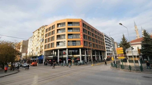 Eskişehir&rsquo;in bilgi hazinesi: İl Halk K&uuml;t&uuml;phanesi
