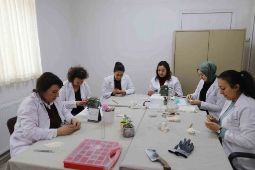 Eskişehir&rsquo;in "Beyaz Altını" usta ellerde hayat buluyor
