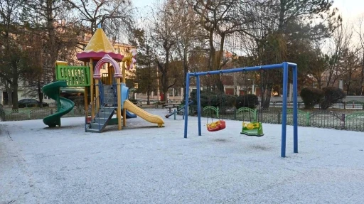 Eskişehir&rsquo;in y&uuml;ksek kesimleri eksi 5 dereceyi g&ouml;rd&uuml;
