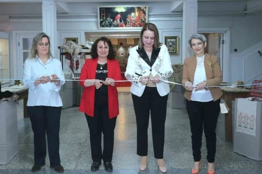 Eskişehir Olgunlaşma Enstit&uuml;s&uuml;&rsquo;nde Anneler G&uuml;n&uuml; Sergisi

