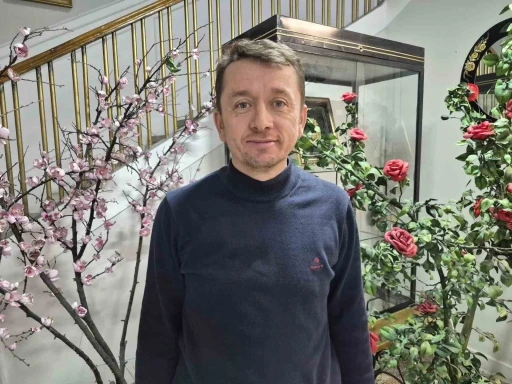 Eskişehir Olgunlaşma Enstit&uuml;s&uuml;nde atık şişeler g&uuml;l oldu
