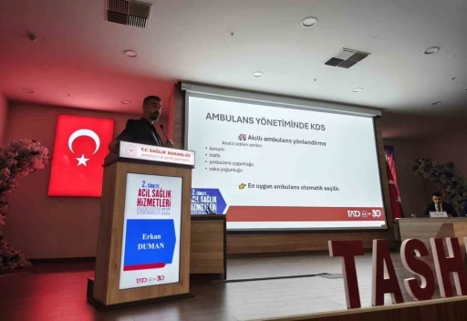 Eskişehirli acil sağlık ekibi T&uuml;rkiye kongresine damga vurdu
