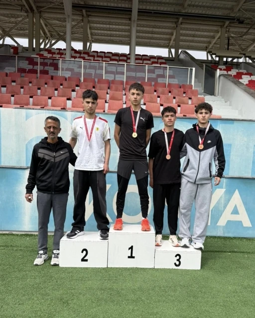 Eskişehirli atletler Konya&rsquo;dan madalya ile d&ouml;nd&uuml;
