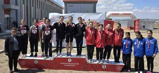 Eskişehirli sporculardan K&uuml;tahya&rsquo;da b&uuml;y&uuml;k başarı
