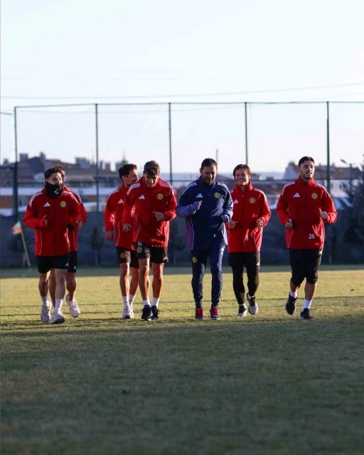 Eskişehirspor, Afyonspor ma&ccedil;ı i&ccedil;in hazırlanıyor

