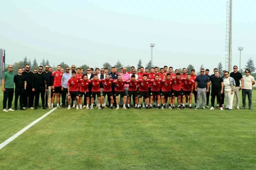 Eskişehirspor, sezonun ilk antrenmanını yaptı
