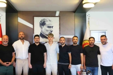 Eskişehirsporlu Eren Altıntaş, Alanyaspor’a transfer oldu
