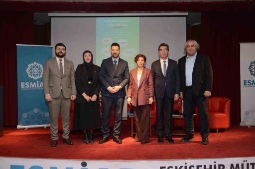 ESMİAD &ouml;nc&uuml;l&uuml;ğ&uuml;ndeki buluşmada hukuk, devlet ve uzmanlar aynı sahnede yer aldı
