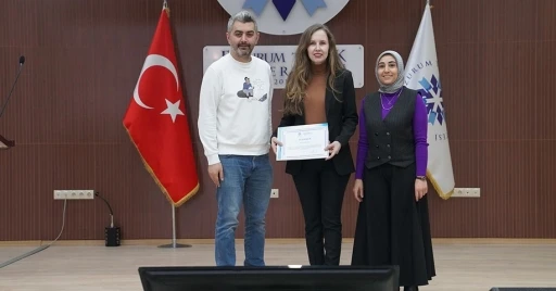 ET&Uuml;&rsquo;de "Y&uuml;ksek&ouml;ğretimde &Ouml;l&ccedil;me ve Değerlendirme" eğitim programı ger&ccedil;ekleştirildi
