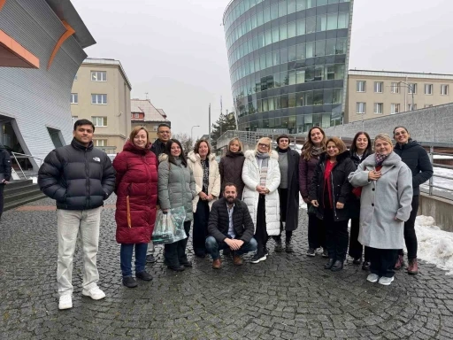 E&Uuml; Uluslararası Erasmus Plus projesiyle s&uuml;rd&uuml;r&uuml;lebilir dijital moda eğitimine &ouml;nc&uuml;l&uuml;k ediyor
