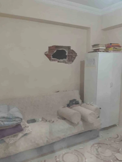 Evde piknik tüpü patladı: 1 kişi yaralı
