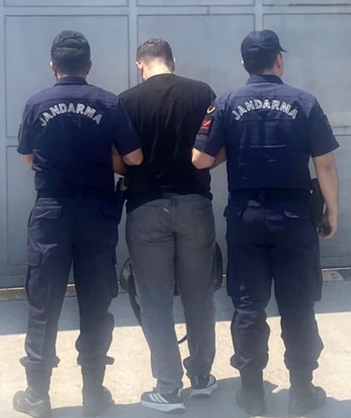Evinden uyuşturucu &ccedil;ıkan ş&uuml;pheli yakalandı
