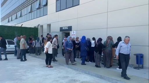 Evine gidip tartıştığı kadını bıçaklayarak öldürdü, &quot;Kendimi korumak için yaptım&quot; dedi
