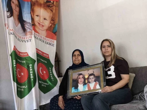 Evlatlarını Reyhanlı patlamasında kaybeden anne ve kızı 13 yıldır aynı acıyla yaşıyor
