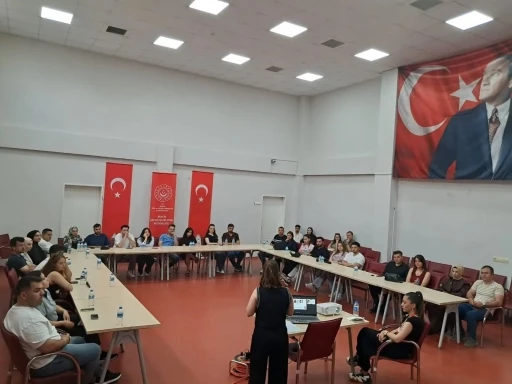 Evlenecek gen&ccedil;lere eğitim ve sağlık desteği
