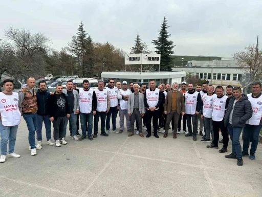 Fabrika işçilerinden yüzde 15’lik zamma tepki
