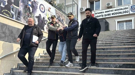 Fatih&rsquo;te boşanma aşamasındaki eşini &ouml;ld&uuml;ren ş&uuml;phelinin ifadesi ortaya &ccedil;ıktı: &lsquo;&lsquo;Silahın kurulu olduğunu unutmuşum&rsquo;&rsquo;
