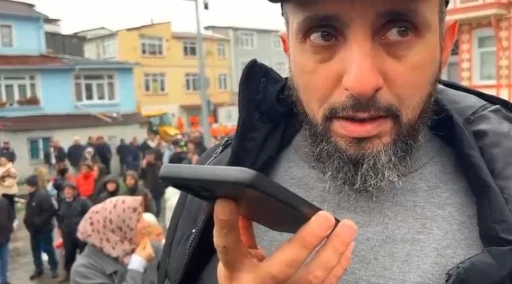 Fatih&rsquo;te enkaz altındaki yakınıyla telefonda g&ouml;r&uuml;şt&uuml;
