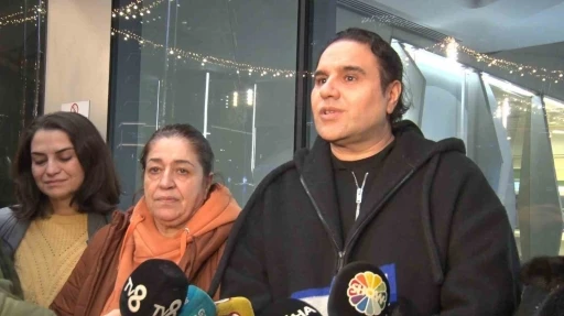 Fatih &Uuml;rek&rsquo;in sevenleri hastaneye geldi
