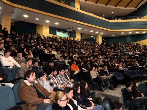 Federasyon temsilcileri &ouml;ğrenciler ile buluştu
