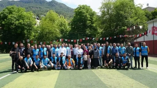 Feke Belediyesi&rsquo;nden personele bayram ikramiyesi
