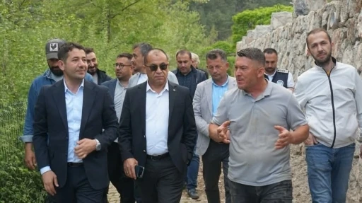 Feke&rsquo;de Sokak Sağlıklaştırma Projesi yerinde incelendi

