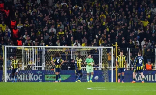 Fenerbah&ccedil;e, Avrupa Ligi&rsquo;nde turu zora soktu
