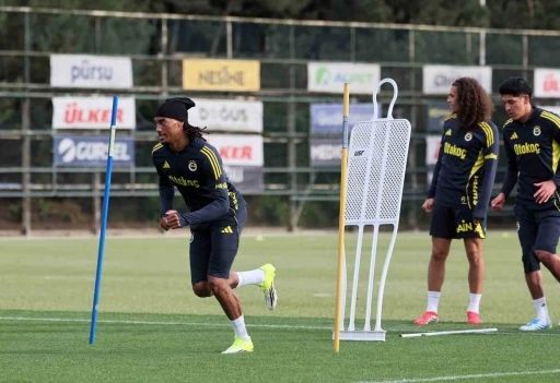 Fenerbah&ccedil;e, Başakşehir ma&ccedil;ı hazırlıklarını tamamladı
