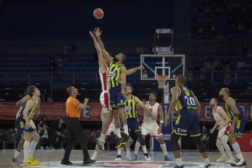 Fenerbah&ccedil;e Beko, Basketbol S&uuml;per Ligi&rsquo;ni lider tamamladı
